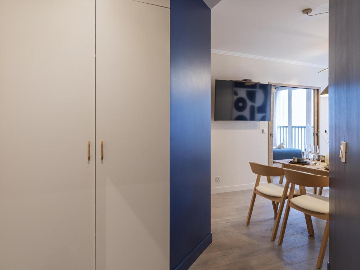 The Blue Suite On Champs Elysees Avenue París Exterior foto